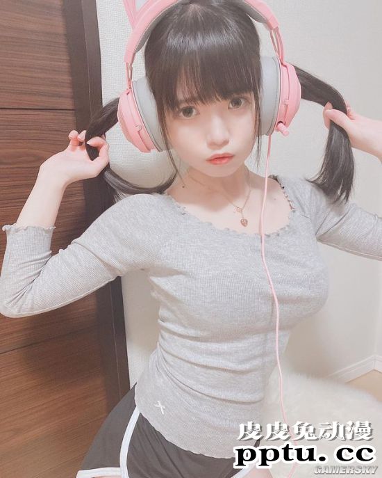 女生绑双马尾发型分年龄段？网友晒图：还是得看脸