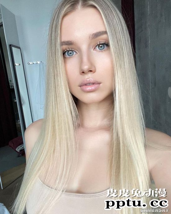 种族天赋般的绝美曲线 惊艳数万人的俄罗斯模特