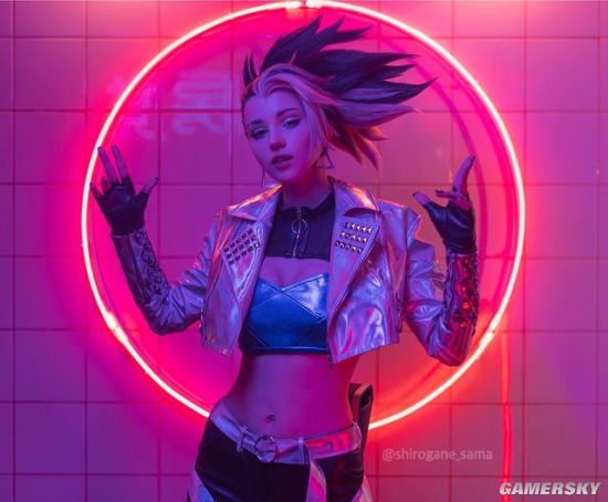 俄妹COS《LOL》兔女郎阿狸 兔耳格外性感