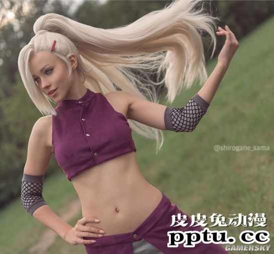 俄妹COS《LOL》兔女郎阿狸 兔耳格外性感