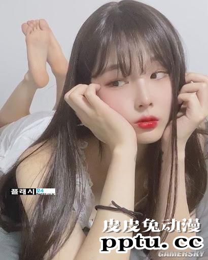 前无欧包后有蜜桃！稚嫩美体的多栖模特Isabella