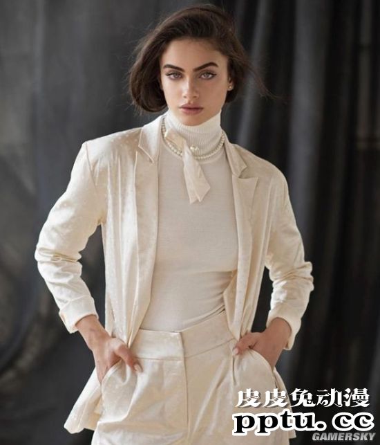 19岁的女兵夺得世界最美面孔 仙气值逼人的以色列模特