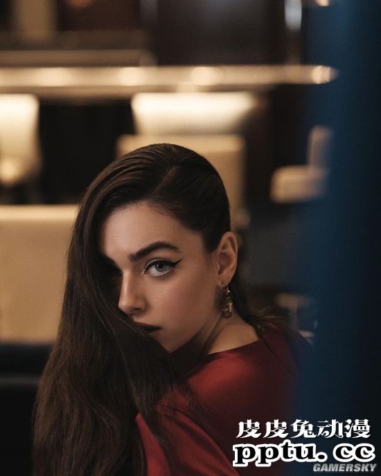 19岁的女兵夺得世界最美面孔 仙气值逼人的以色列模特