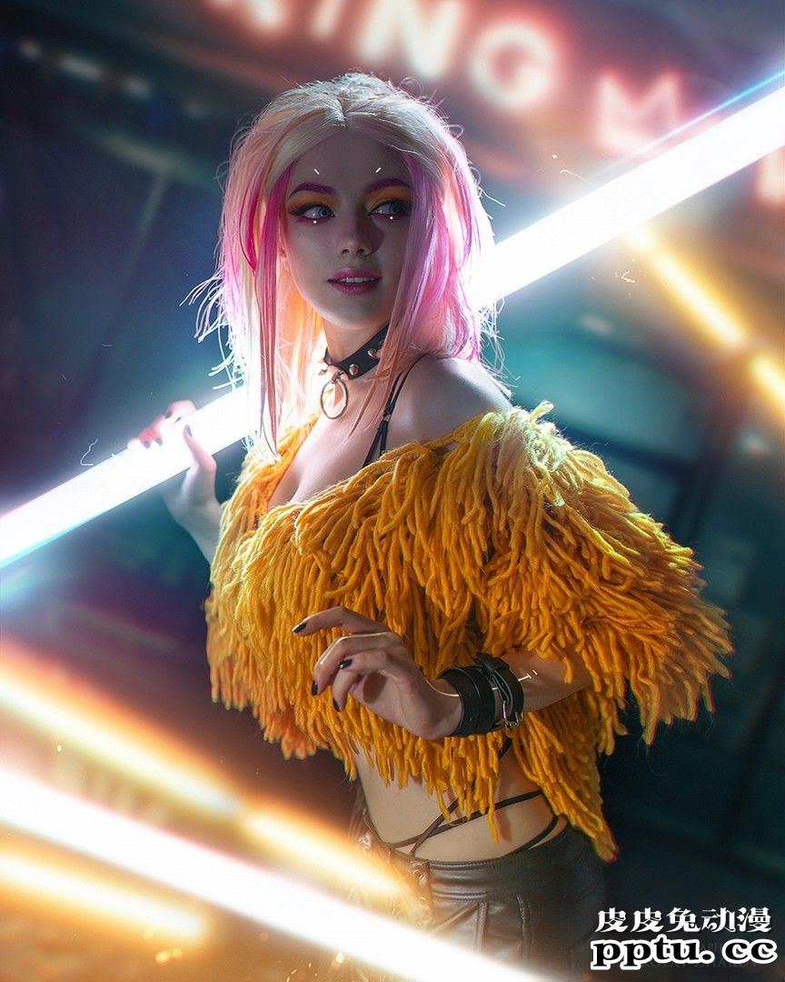 特别视角的吸血鬼夫人 一周大师级CosPlay赏