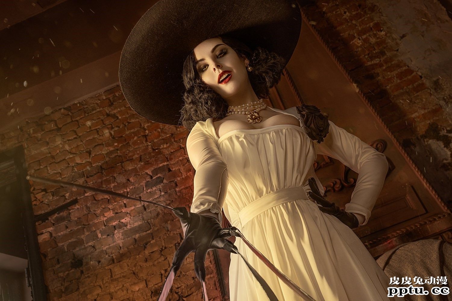 特别视角的吸血鬼夫人 一周大师级CosPlay赏