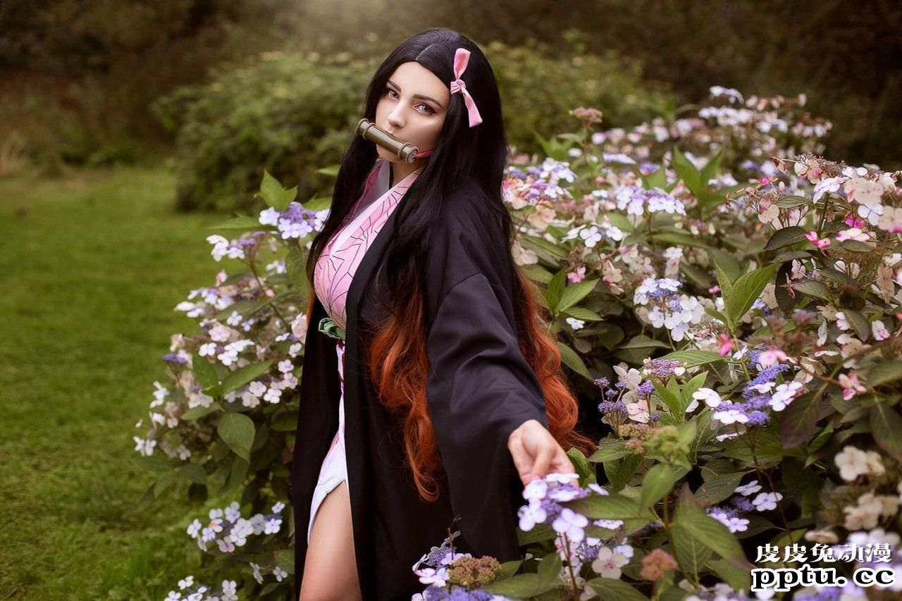 特别视角的吸血鬼夫人 一周大师级CosPlay赏