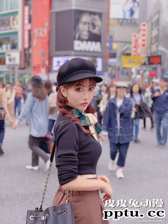 号称日本最美“整容双胞胎” 公开整容前照片自嘲黑历史