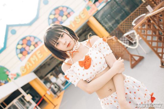 清爽短发散发满满活力 邻家女友气质的青春正妹