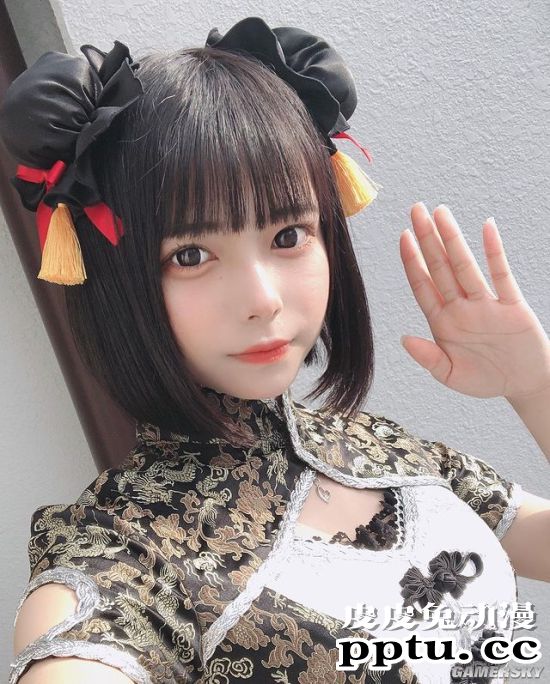 清爽短发散发满满活力 邻家女友气质的青春正妹