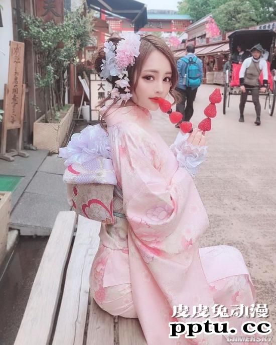 白到反光令人眼晕 “美女设计师”本多胡桃写真-皮皮兔动漫