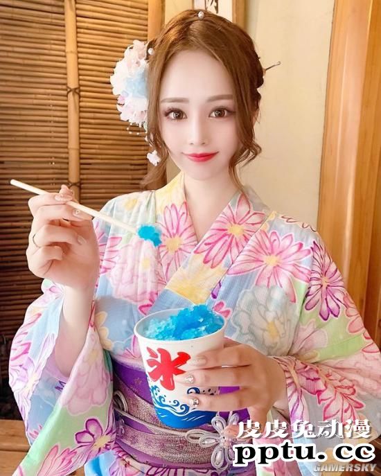 白到反光令人眼晕 “美女设计师”本多胡桃写真