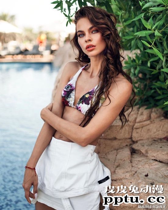 俄罗斯90后“山寨名媛” 自称顶级男性猎人俘获亿万富翁