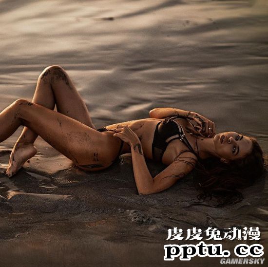 俄罗斯90后“山寨名媛” 自称顶级男性猎人俘获亿万富翁