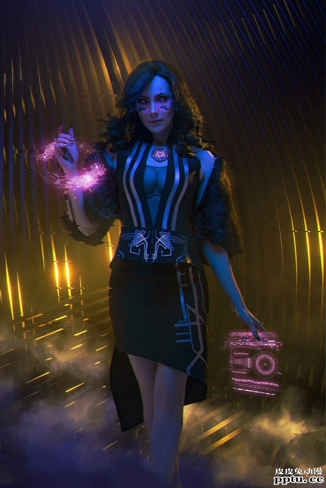 身材性感的女巨人 一周大师级CosPlay赏