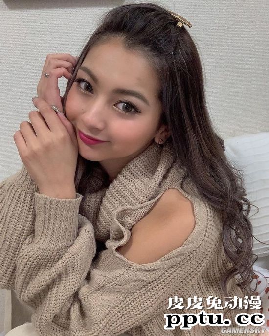 日本混血模特肉感身材变大肚腩 辣妹在油管公开肥照