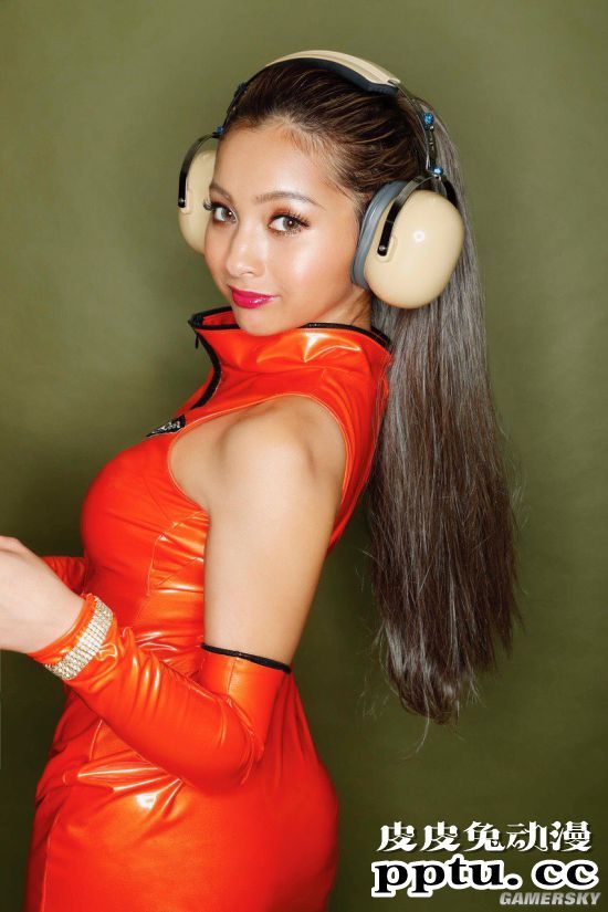 日本混血模特肉感身材变大肚腩 辣妹在油管公开肥照