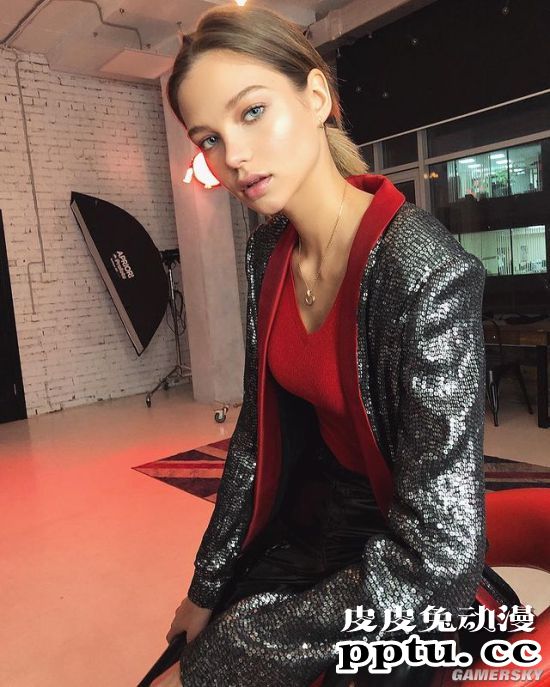 肉都长在该长的地方 俄罗斯22岁骨感模特