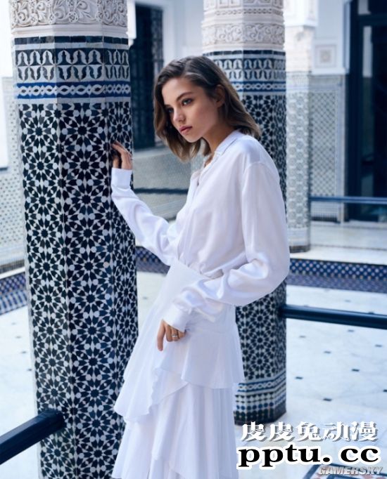 肉都长在该长的地方 俄罗斯22岁骨感模特