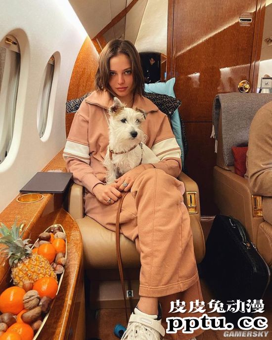 肉都长在该长的地方 俄罗斯22岁骨感模特