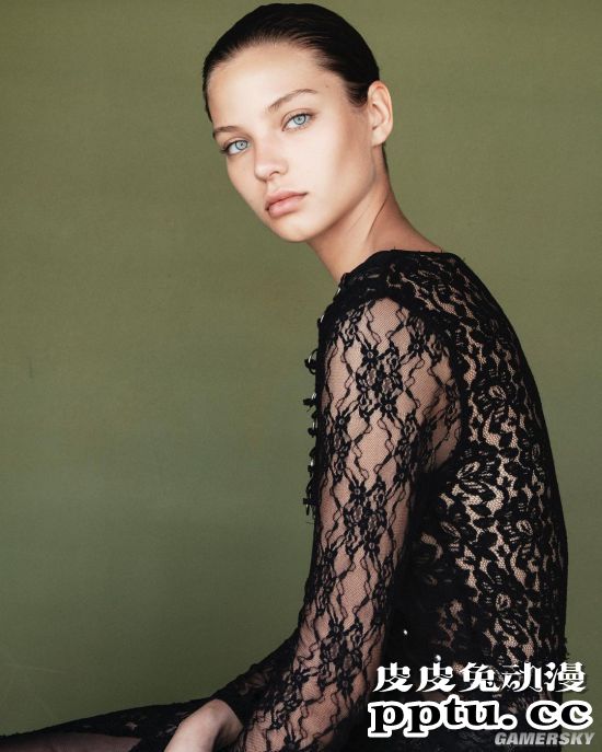 肉都长在该长的地方 俄罗斯22岁骨感模特