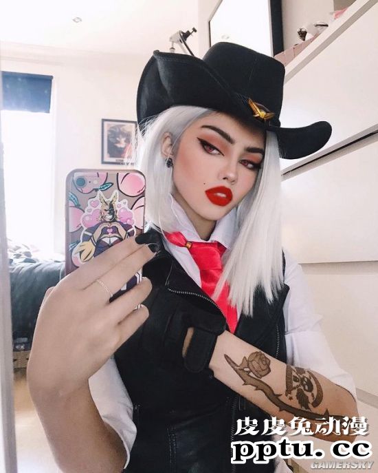 国外小姐姐一人COS《LOL》K/DA四角 御姐女王全都有