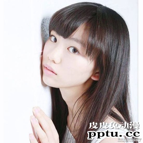 勇夺制服选美大赛冠军！18岁短发美少女竹内诗乃