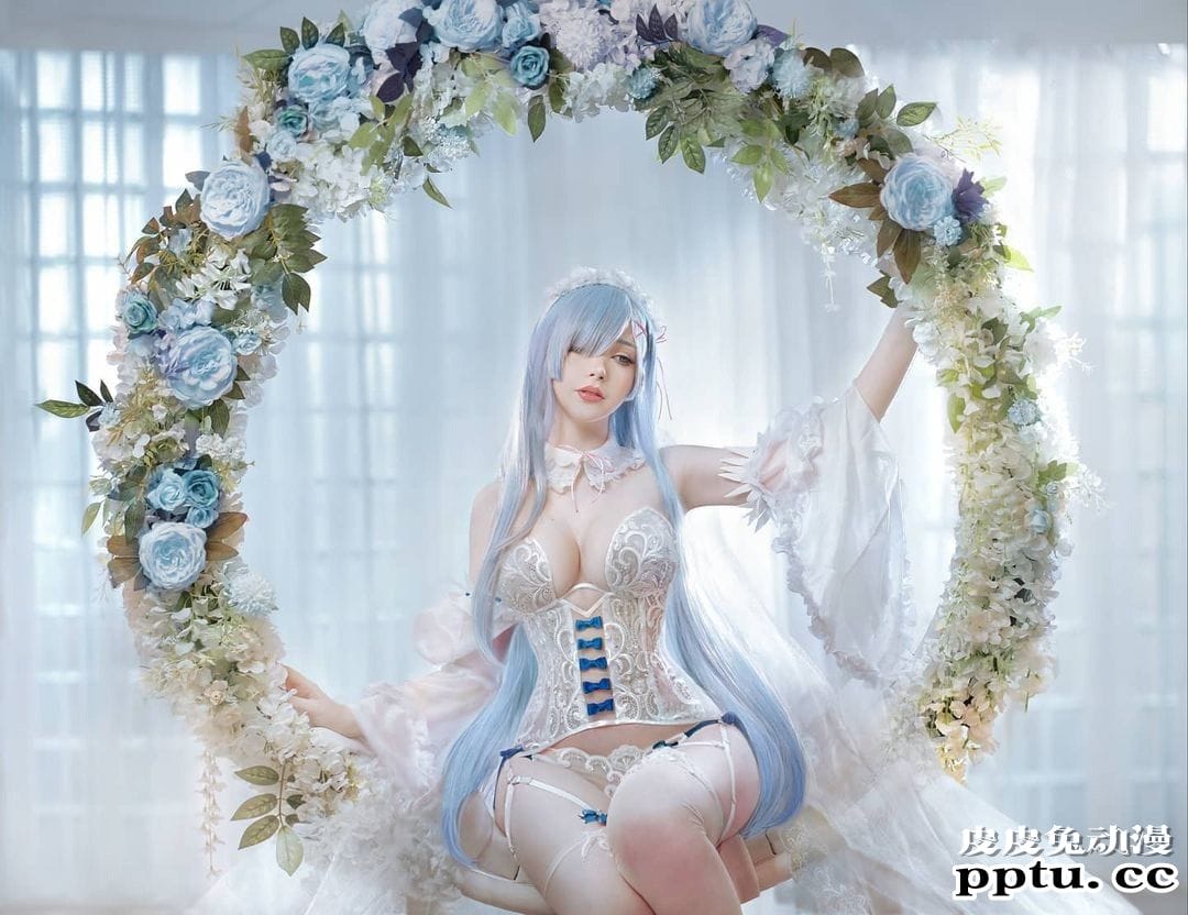 黑丝吸血鬼真的没在怕 一周大师级CosPlay赏