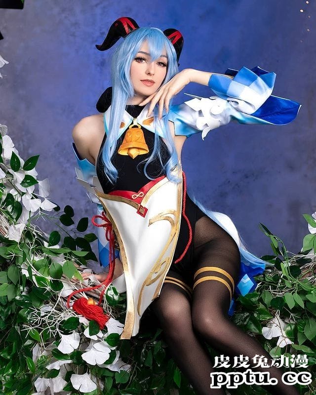 黑丝吸血鬼真的没在怕 一周大师级CosPlay赏