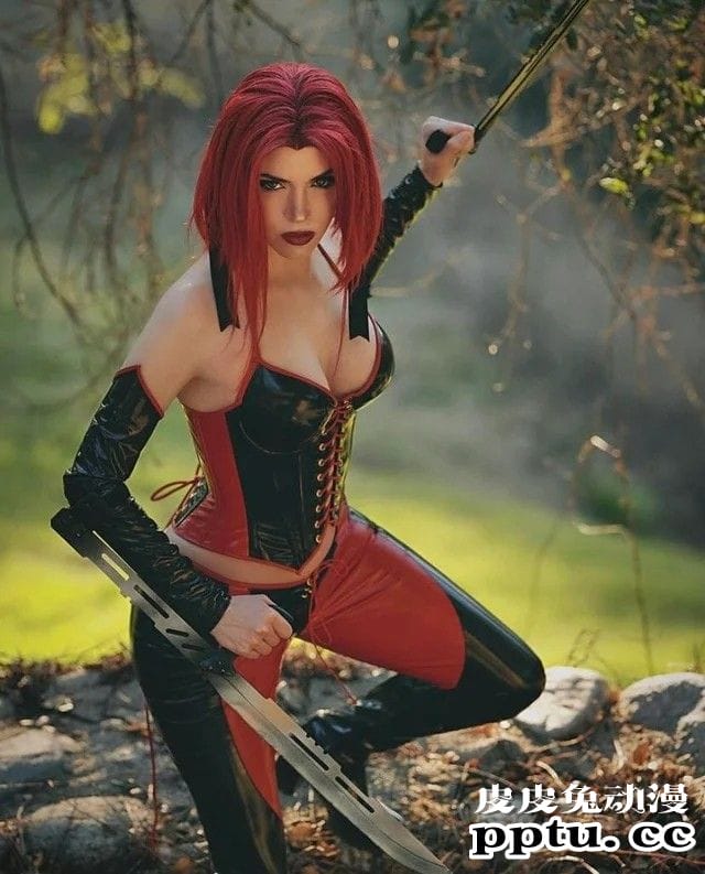 黑丝吸血鬼真的没在怕 一周大师级CosPlay赏