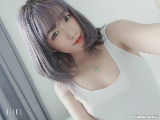 楚楚可怜的柔弱感 眼神迷离的韩国大尺度正妹SONSON