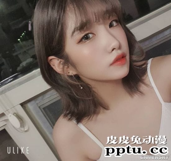 楚楚可怜的柔弱感 眼神迷离的韩国大尺度正妹SONSON