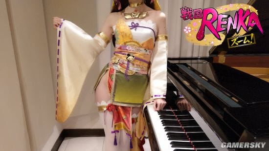 美女COSER钢琴独奏新整活 COS《柯南》小黑吓坏网友