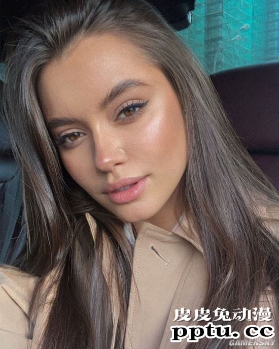 修长身材气质爆表 俄罗斯纤细性感的美少女