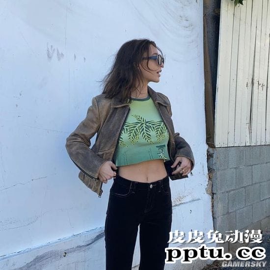 19岁女孩获得千万粉丝 曾获封YouTube最有趣的人