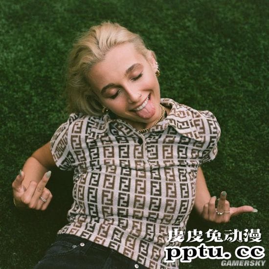 19岁女孩获得千万粉丝 曾获封YouTube最有趣的人