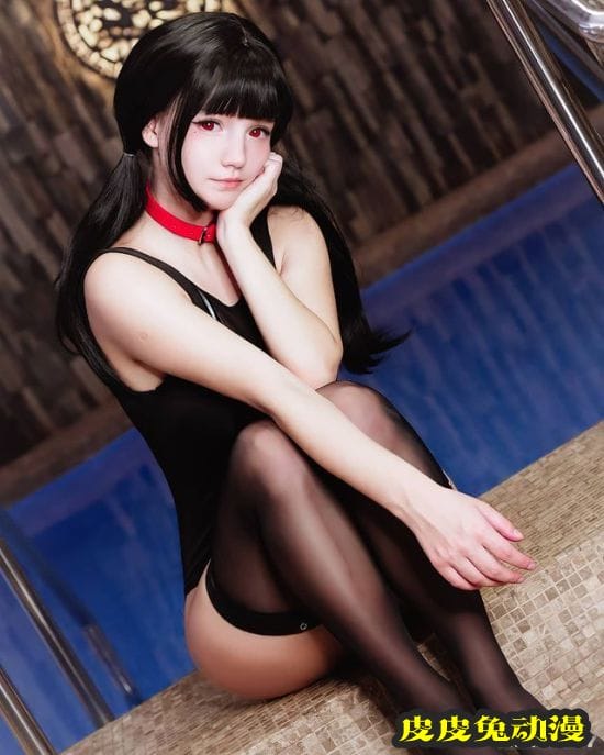 肉感身材突破次元壁 可爱娇小的俄罗斯正妹COSER