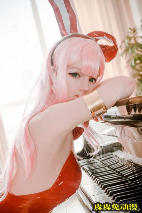 肉感身材突破次元壁 可爱娇小的俄罗斯正妹COSER