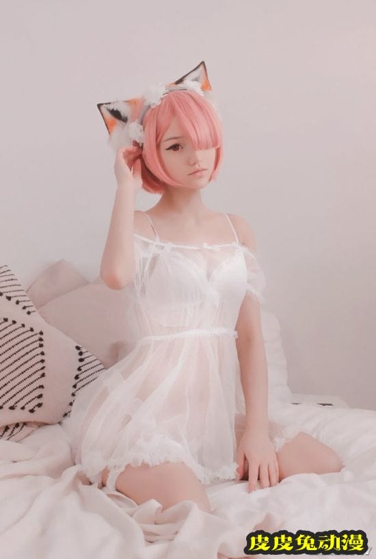 肉感身材突破次元壁 可爱娇小的俄罗斯正妹COSER