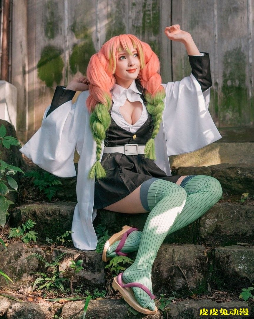 符合尺寸的吸血鬼夫人来了 一周大师级CosPlay赏