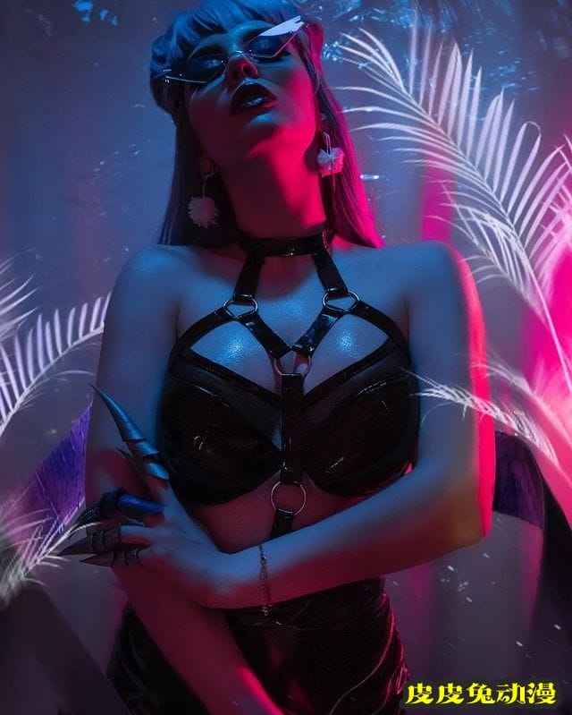 符合尺寸的吸血鬼夫人来了 一周大师级CosPlay赏