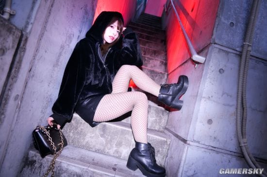 上原亚衣COS《鬼灭之刃》祢豆子 转行当网红了？