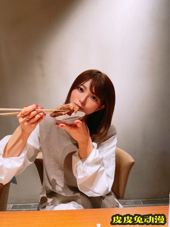 上原亚衣COS《鬼灭之刃》祢豆子 转行当网红了？