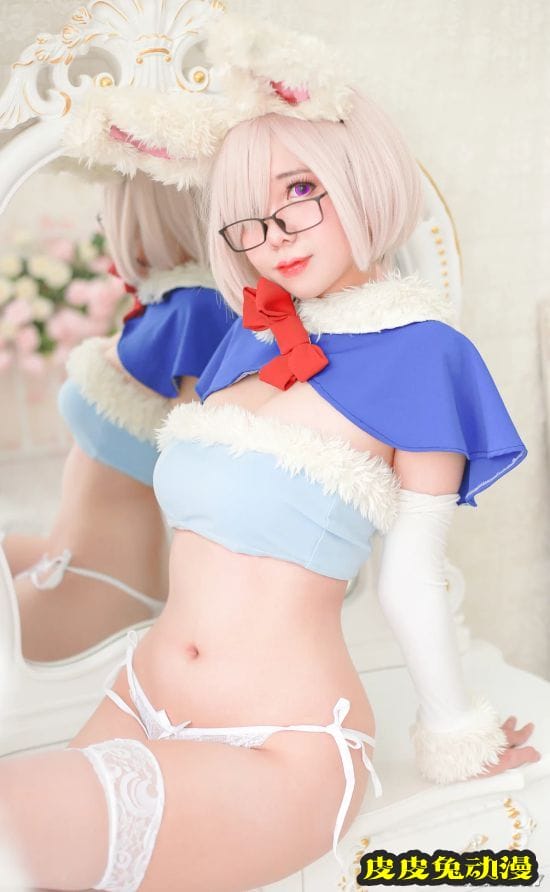 可口身材让人想歪 风格百变的激辣Coser PAM