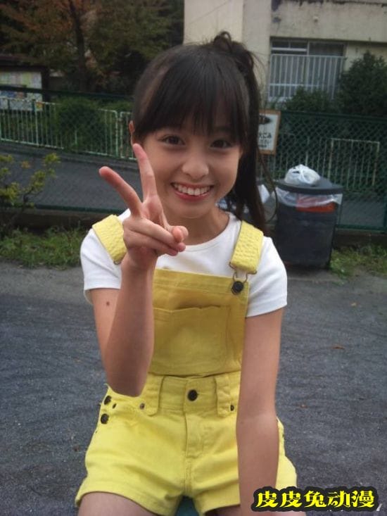 桥本环奈晒童年美照 从小美到大的千年一遇少女