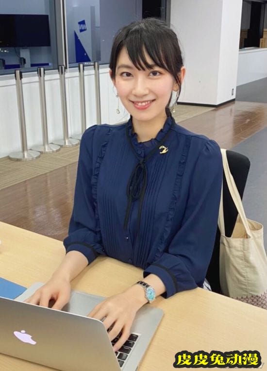 专业变脸萌煞网友 日本爆火的天气女主播桧山沙耶