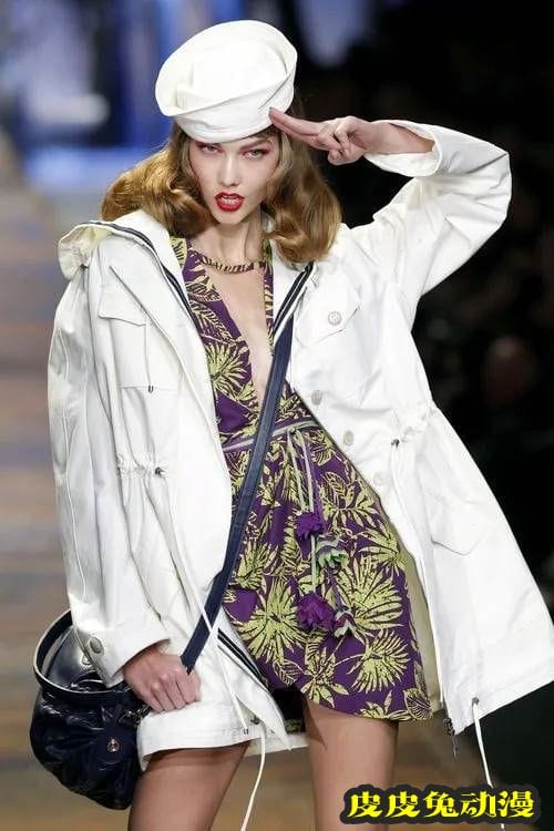 19岁成超模23岁学编程 维密天使“小kk”Karlie Kloss逆袭之路