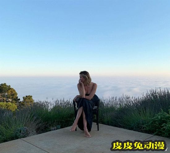 19岁成超模23岁学编程 维密天使“小kk”Karlie Kloss逆袭之路