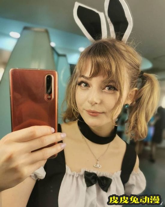 热爱二次元的荷兰混血正妹 甜美可爱的人间精灵-皮皮兔动漫