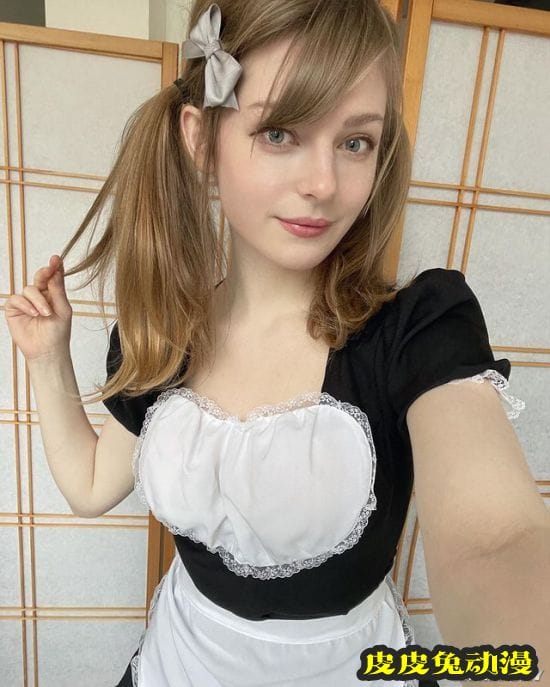 热爱二次元的荷兰混血正妹 甜美可爱的人间精灵