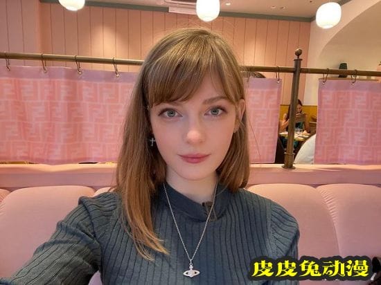 热爱二次元的荷兰混血正妹 甜美可爱的人间精灵